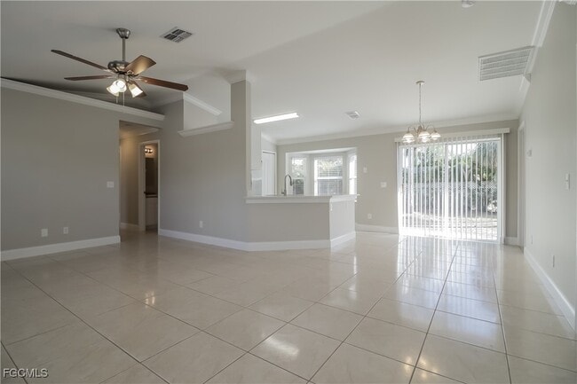 Photo - 3409 28th St W