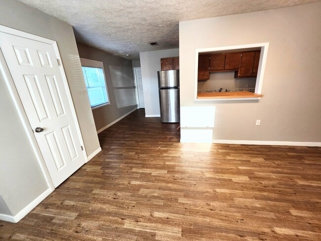 Photo - 5230 Beach Dr Unit C