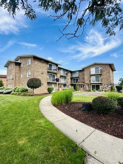 Building Photo - 9048 W 140th St Unit 3A