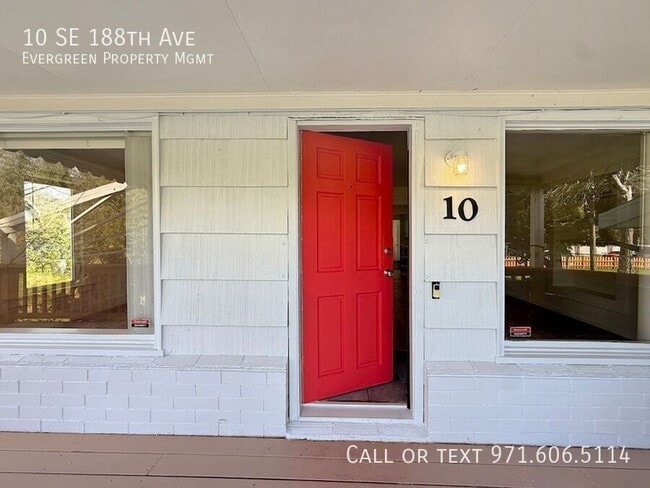 Photo - 10 SE 188th Ave