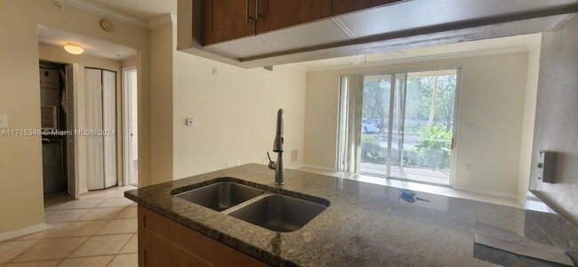 Photo - 6505 Emerald Dunes Dr Condominio Unidad 102