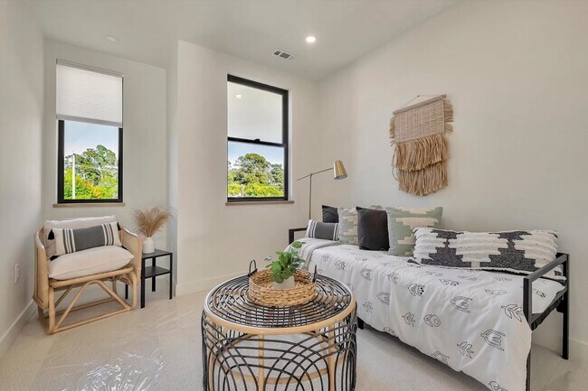 Photo - 103-119 Darlington Unit 119 Darlington Lane