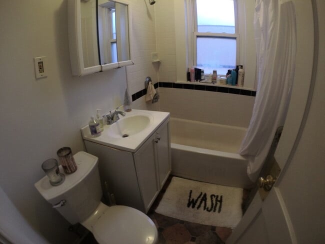 Photo - 241 Freeman St Unit 3