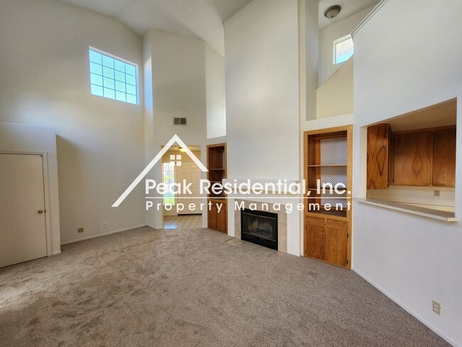 Photo - A Very Nice Lincoln 3bd/2ba House with 2-Car Garage