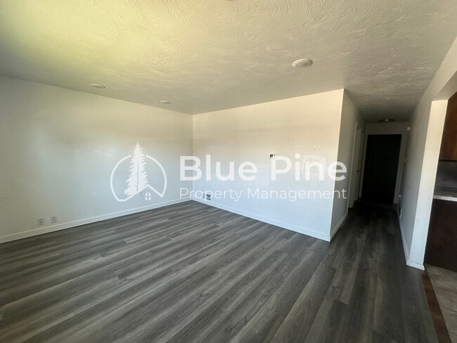 Photo - 577-577 Tendoy Dr