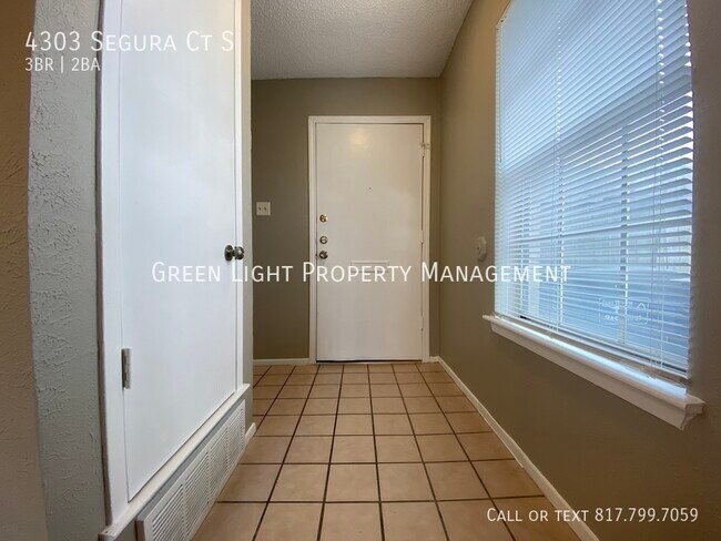 Photo - 4303 Segura Ct S