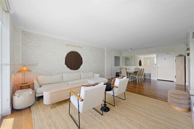 10275 Collins Ave Unit 334