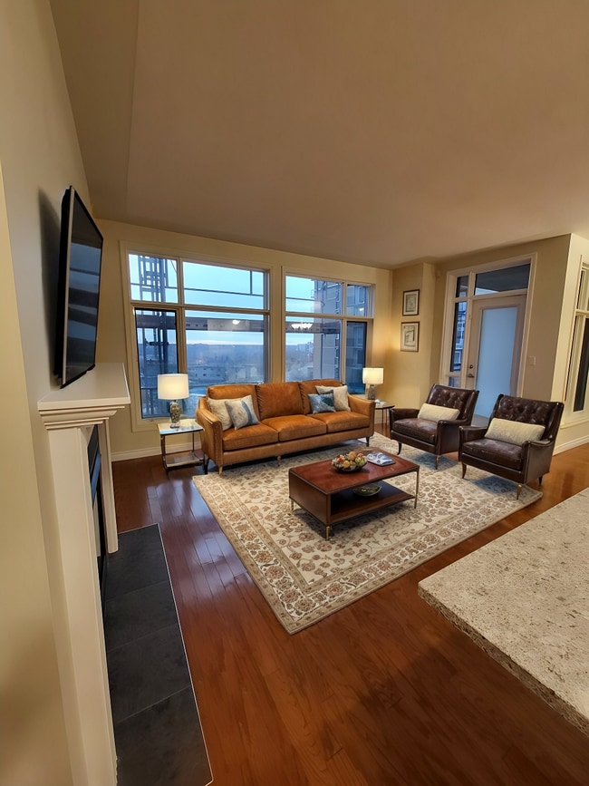 Building Photo - 9020 Jasper Av NW Unit 606