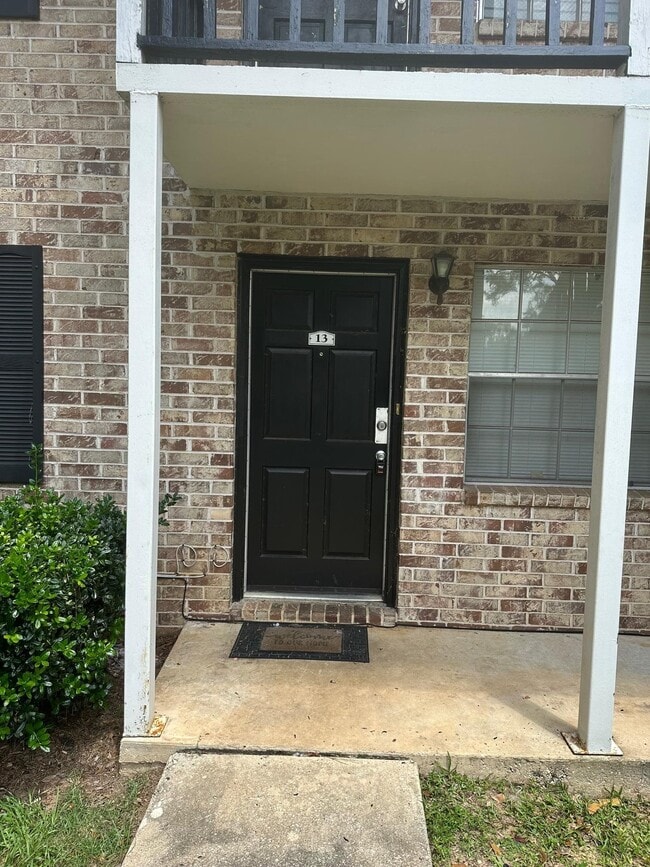 Building Photo - 324 S Lipona Rd Unit 13 Rental