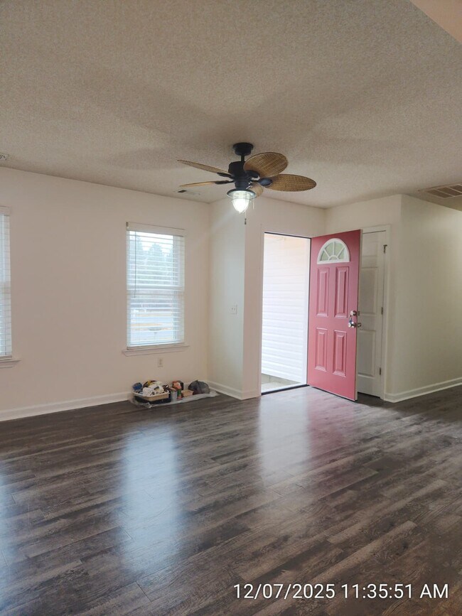 Photo - 323 Aubrey Ave