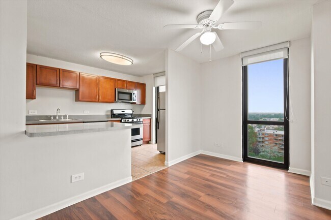 Yorktown Apartments