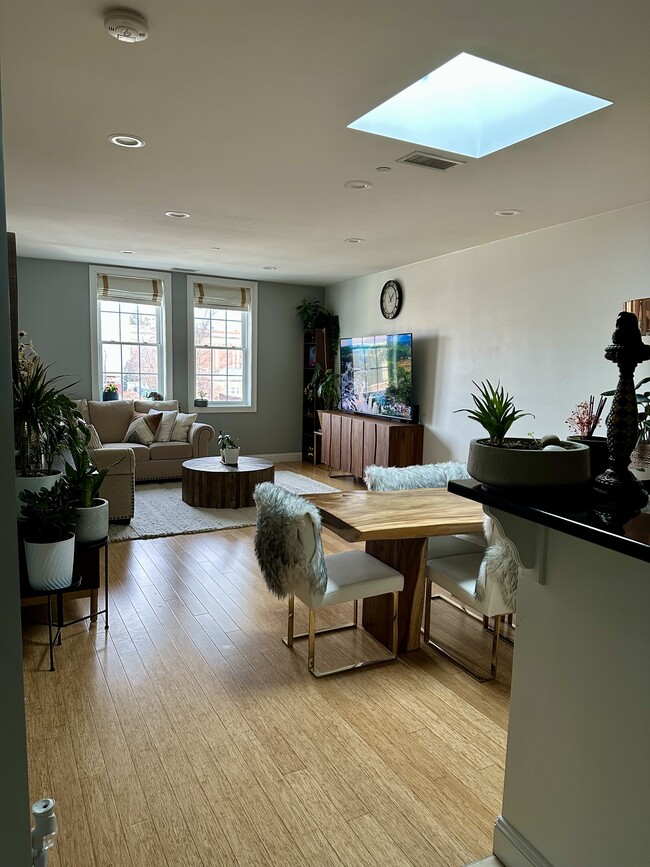 Photo - 30 High St Unit 43