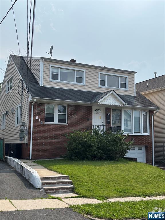 Building Photo - 614 6th Ave Rental