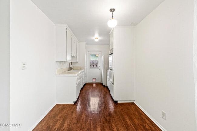 Photo - 3341 Porter Ln