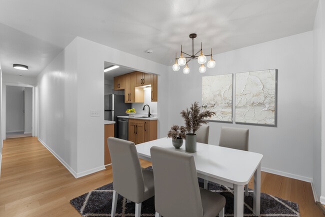 Building Photo - 1933 S 124th St Unit 1931