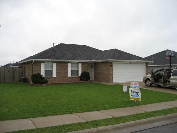 Building Photo - 638 Bliss Circle