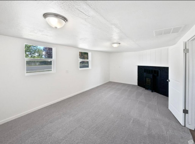 Photo - 2959 W 1300 N