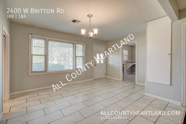 Photo - 2400 W Britton Rd