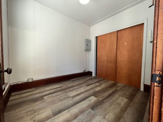 Photo - Light Filled Top Floor 1 Bedroom in Unbeatable Hip Strip Location! Unit B201