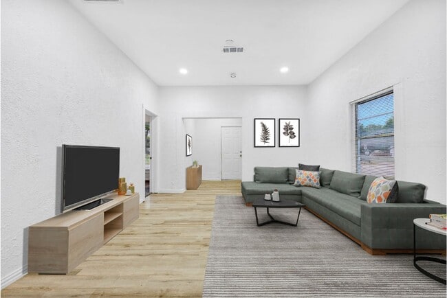 Building Photo - 809 Martin Luther King Jr Blvd