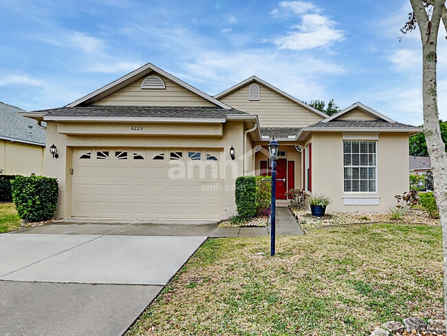 Building Photo - 6223 Blackberry Ln