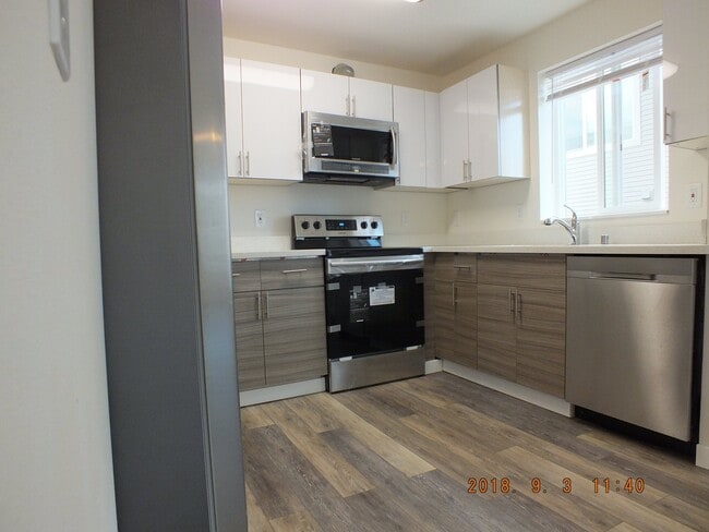 12544 15th Ave NE