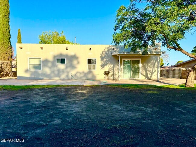 Photo - 1640 Doug Olson Dr