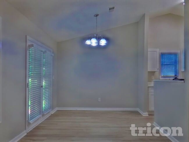 Photo - 4486 Lindsey Dr SW