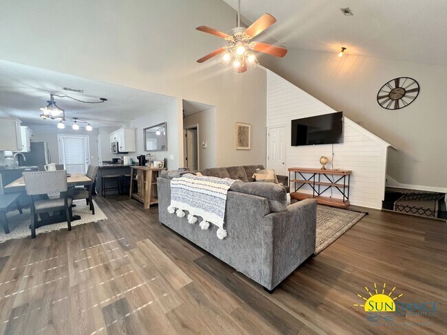 Photo - Custom Upgrades at this 3 Bedroom Fort Wal...