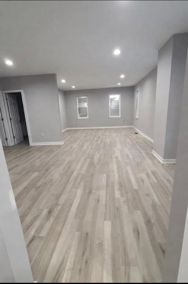 Photo - 308 King St Unit Apartment  #1