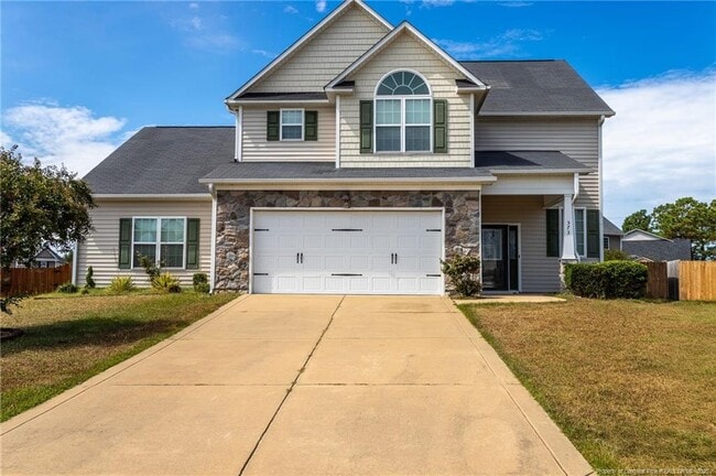 Photo - 573 Wedgefield Dr