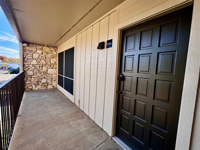 Photo - 500 E Riverside Dr Unit 254