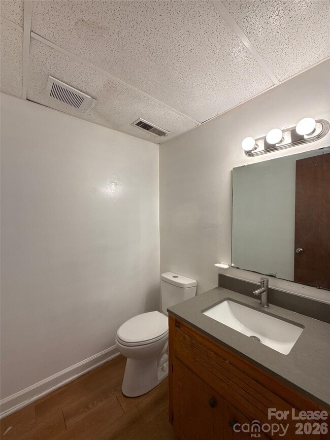 Photo - 409 Hawley Ave