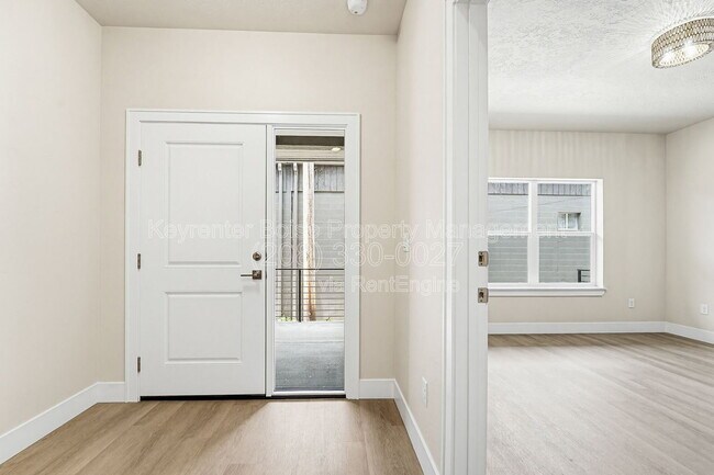 4309 Greentrail