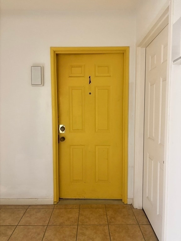 Building Photo - 1010 Middle St Unit 1