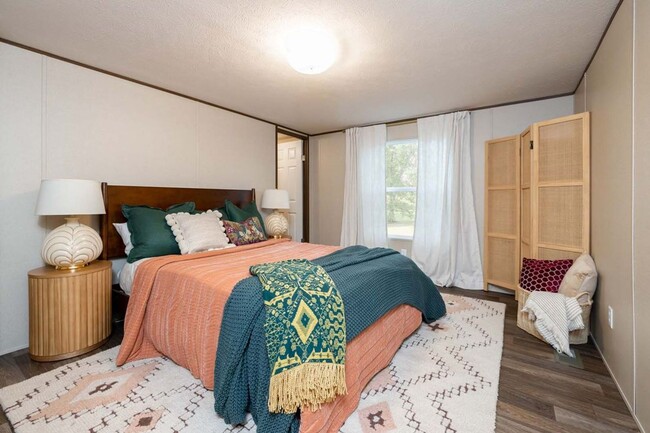 Photo - My- 88 Unit Lot C