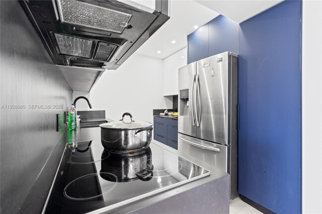 Photo - 20301 W Country Club Dr Unit 722