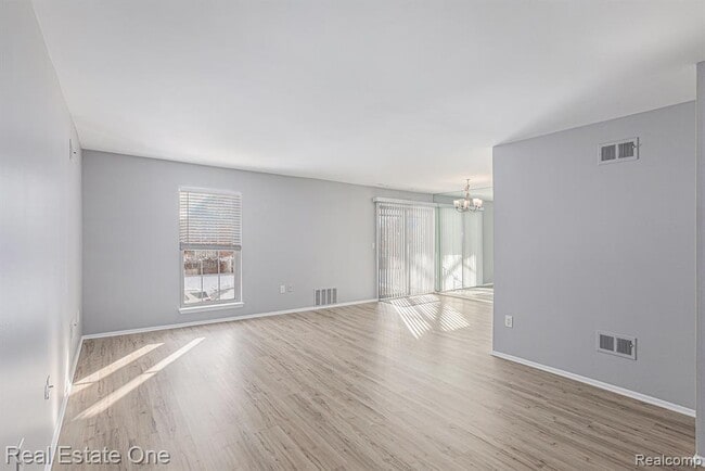 Photo - 31085 Pheasant Run St Unit 11