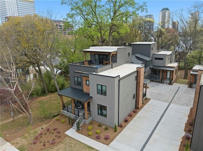 Photo - 1231 Holly St NW