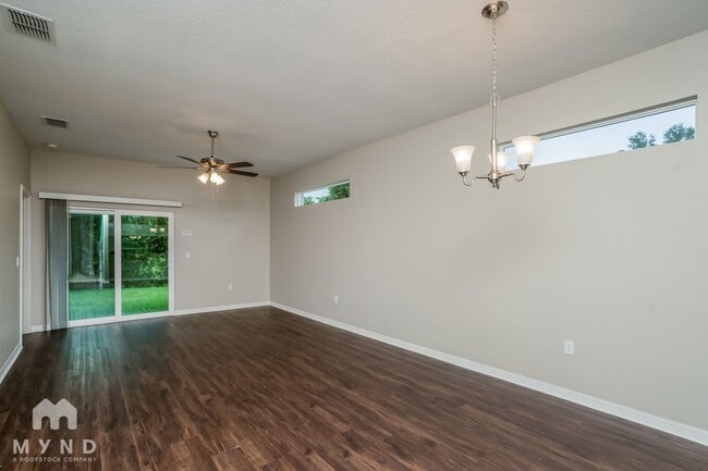 Photo - 7951 Harbor Bridge Blvd