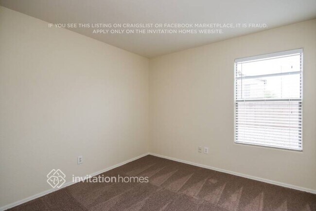 Photo - 1768 E Los Alamos St