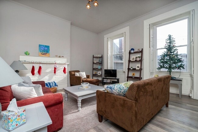 Photo - 2353 Sidney St Unit 2