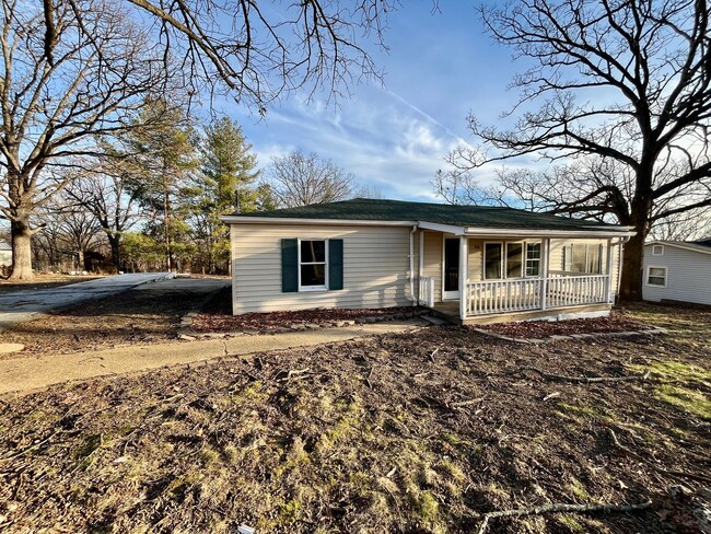 Building Photo - 3 Bed | 1 Bath | House