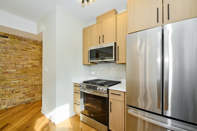 Photo - 5200 N Winthrop Ave Unit 2S