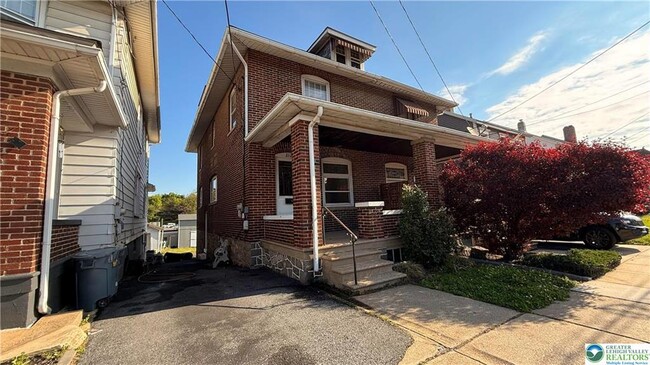 Photo - 2125 Northampton St