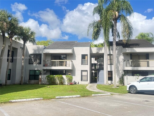 Building Photo - 13240 SW 88th Ln Unit 106-E