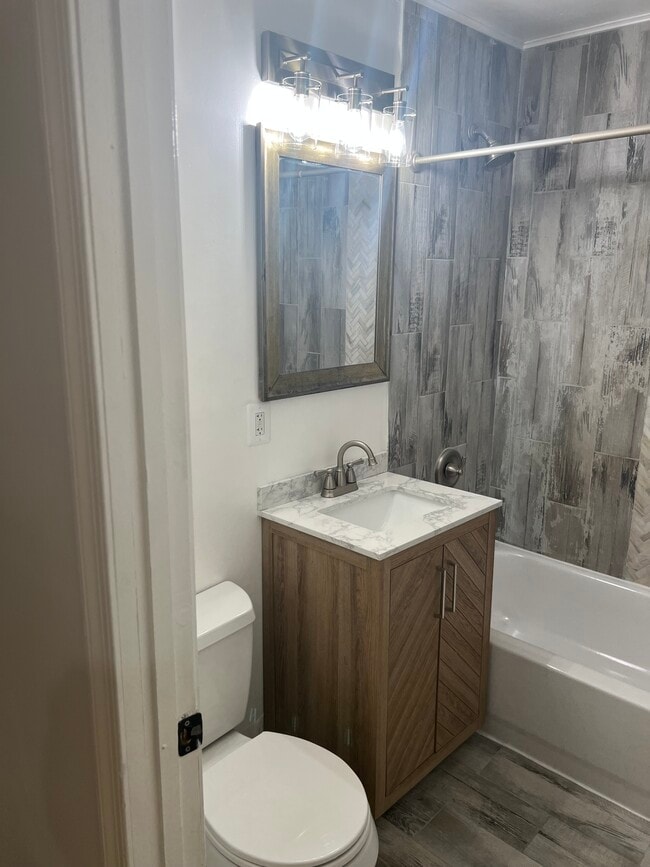 Photo - 1704 Capitol Ave NE Unit #1