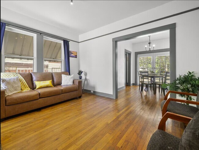 Photo - 1131 McKinley Ave