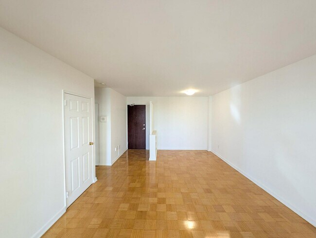 Living Room 2 - Heathmuir Tower