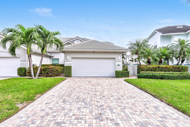Photo - 2056 Windward Way